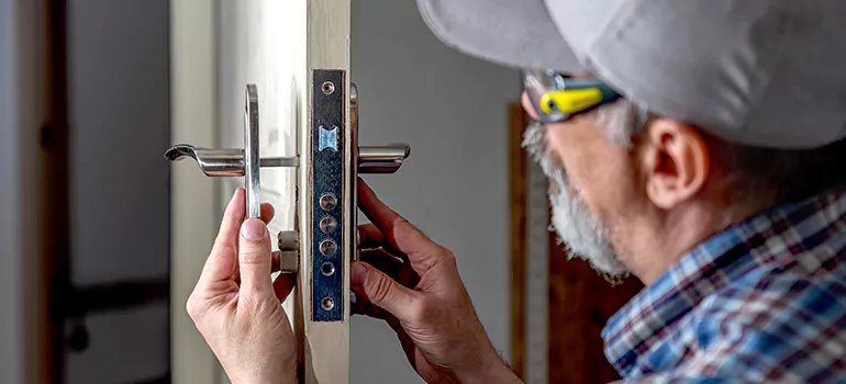 Patio Door Handle Replacement in Oakleaf Plantation, FL