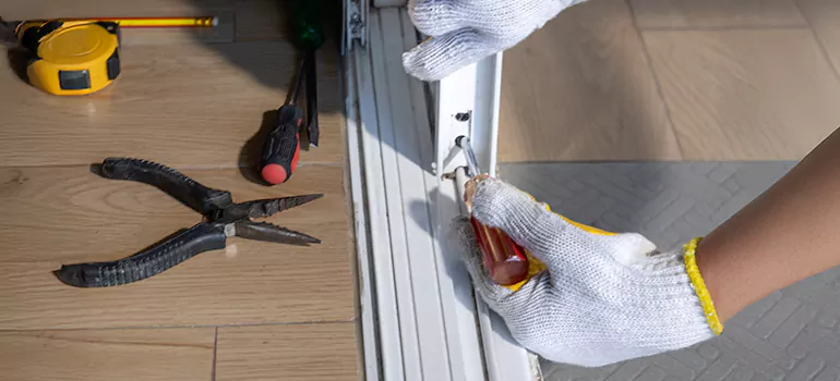 Sliding Glass Door Repair in Oakleaf Plantation