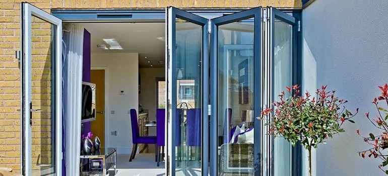 Bifold Door Repairs Near Me in Oakleaf Plantation, FL