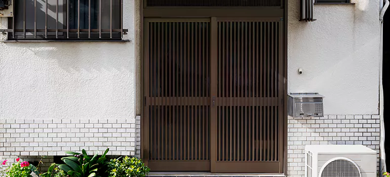 Bifold Louvre Doors in Oakleaf Plantation, FL