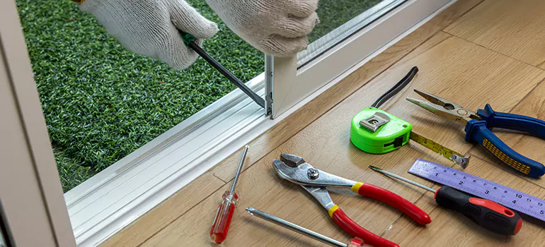  Automatic Sliding Door Repair in Oakleaf Plantation, FL