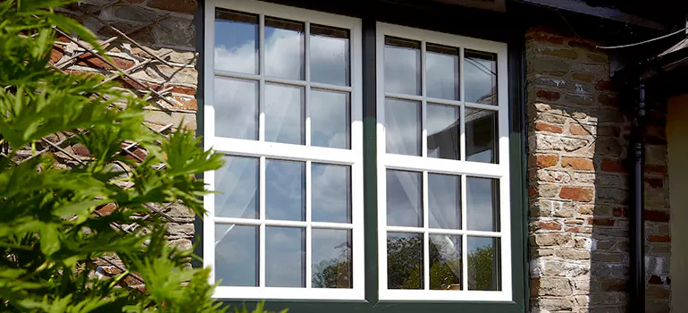 Stormproof Casement Windows in Oakleaf Plantation, FL